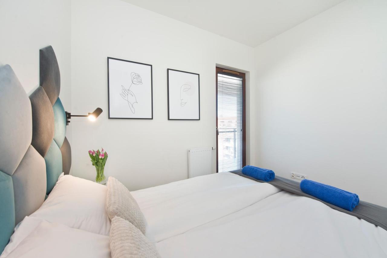 AURA Gdansk by Q4Apartments Eksteriør bilde